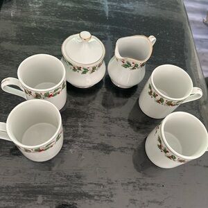 Holiday Holly Porcelain Cream and Sugar Set with Mugs